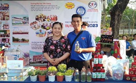 NGÀNH CÔNG NGHỆ SINH HỌC SỰ LAN TỎA NIỀM TIN VÀ CƠ HỘI HỌC TẬP