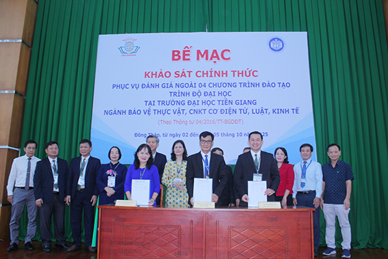 Bế mạc đợt khảo sát chính thức đánh giá ngoài 4 chương trình đào tạo tại Trường Đại học Tiền Giang