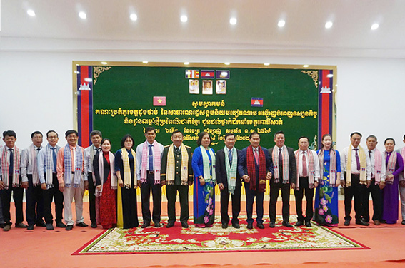 TS. Cao Nguyên Thi cùng Đoàn công tác tỉnh Đồng Tháp thăm và làm việc tại Campuchia