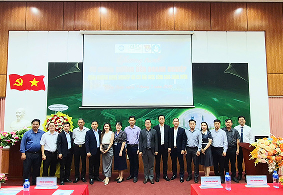 Talkshow định hướng nghề nghiệp và cơ hội việc làm cho sinh viên
