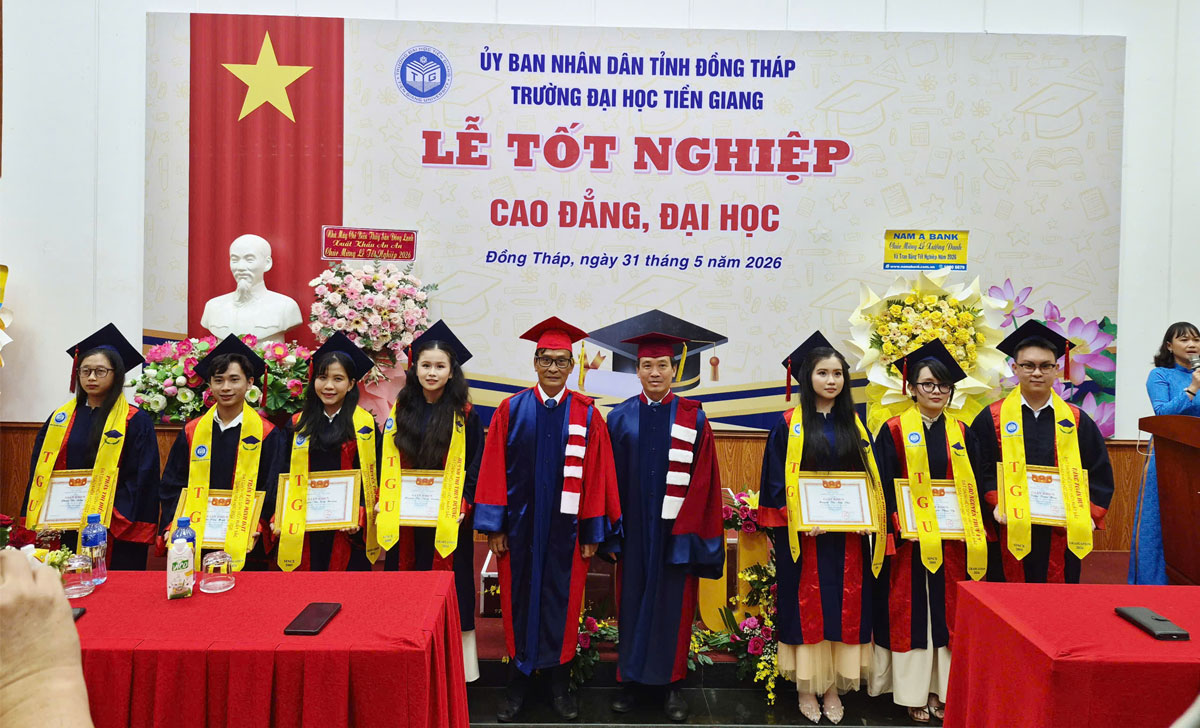 Trường đại học Tiền Giang tổ chức lễ xướng danh và trao bằng tốt nghiệp cho tân cử nhân năm 2026