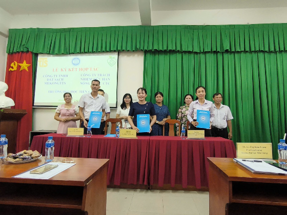 Trường Đại học Tiền Giang ký kết hợp tác với Công ty TNHH Nông dược CTC và Công ty TNHH Đất sạch MEKONGTTS