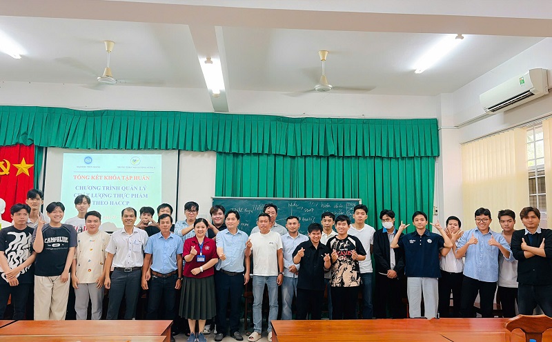 Bế giảng Khóa tập huấn Chương trình quản lý Chất lượng thực phẩm theo HACCP năm 2026