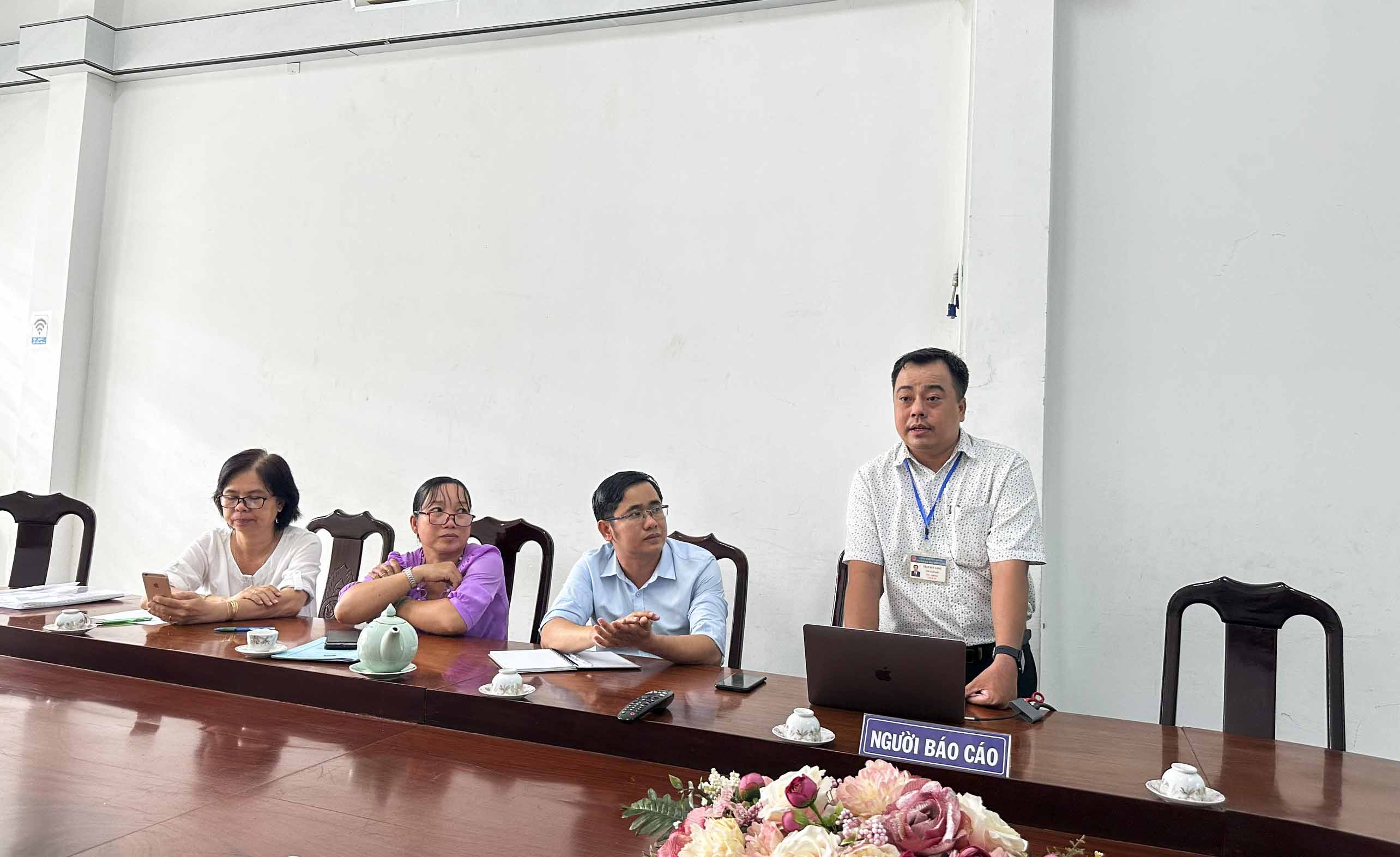 Xây dựng hệ thống quản lý nội dung và hỗ trợ học tập trực tuyến tại trường Đại học Tiền Giang