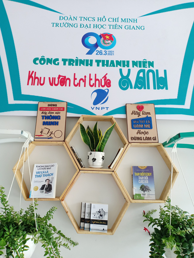 Hiệu quả mô hình Tủ sách thanh niên nâng bước em tới trường ở Quảng Ngãi Xã hội Báo ảnh Dân tộc và Miền núi #15 Hiệu quả mô hình Tủ sách thanh niên nâng bước em tới trường ở Quảng Ngãi Xã hội Báo ảnh Dân tộc và Miền núi