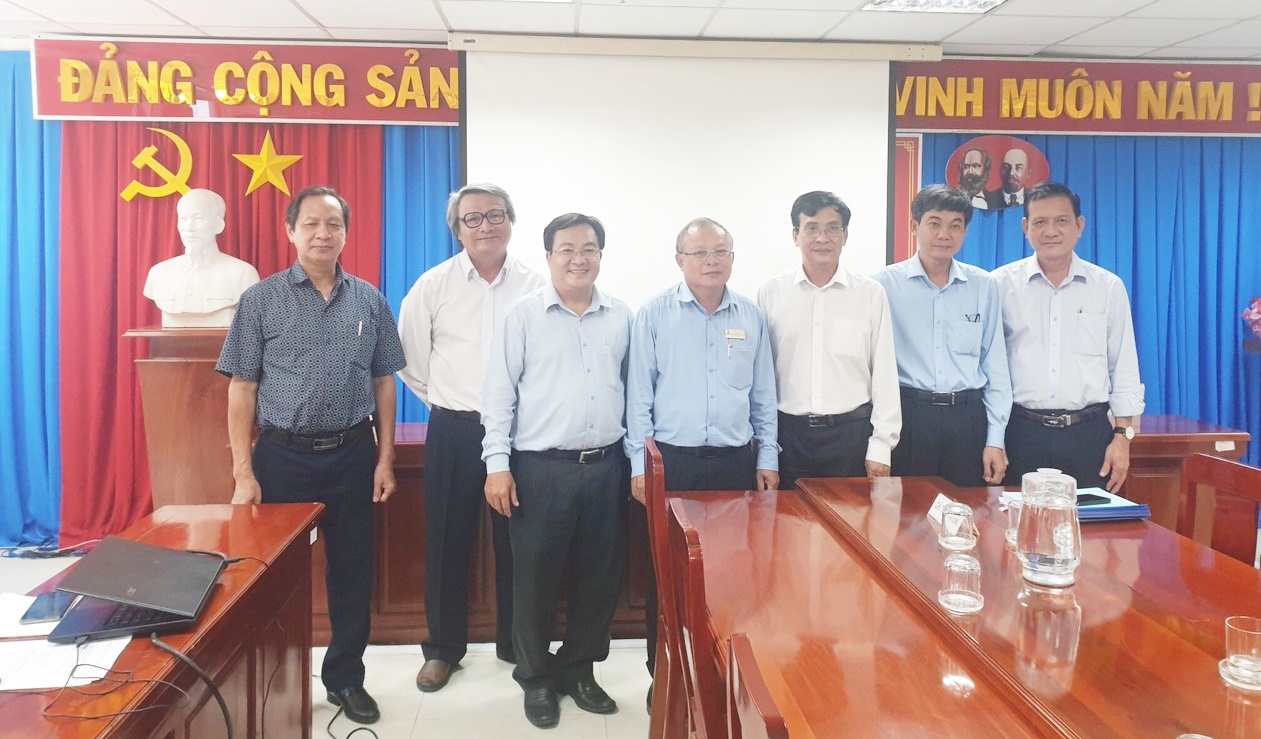 Đẩy mạnh ứng dụng CNTT trong quản lý giáo dục dạy học tại trường mầm non  tiểu học và THCS  Đài Phát thanh và Truyền hình Điện Biên